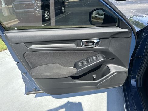 Used 2025 Honda Civic LX image 14