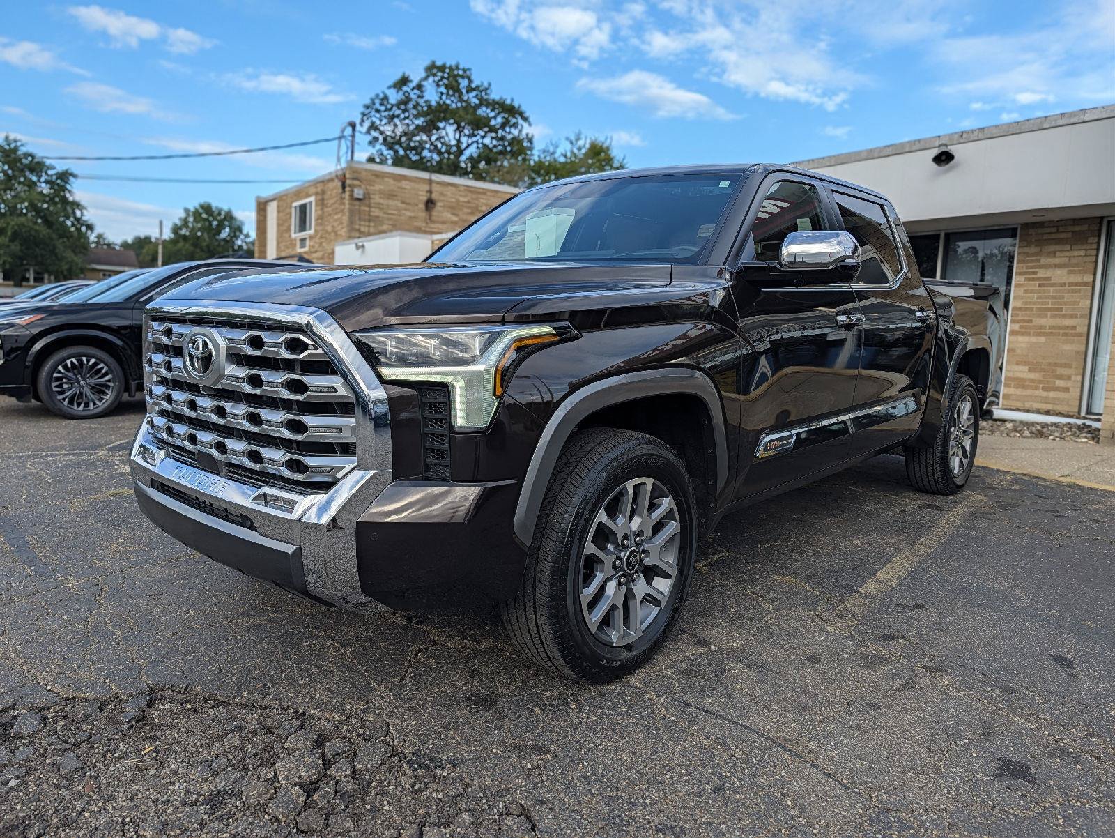 Used 2024 Toyota Tundra 1794 Edition AWD/4WD image 5