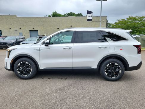 New 2026 Kia Sorento S FWD image 22
