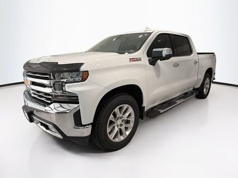 Used 2020 Chevrolet Silverado 1500 LTZ image 3