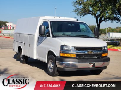 New 2025 Chevrolet Express 3500 w/ Power Convenience Package