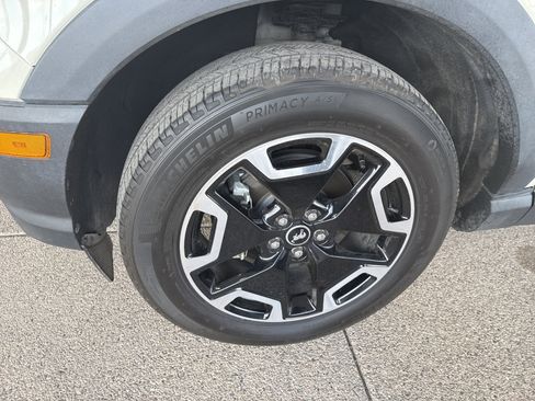 Used 2024 Ford Bronco Sport Outer Banks w/ Tech Package image 8