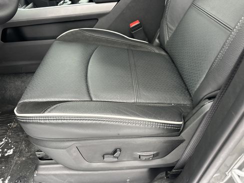 New 2026 RAM 5500 Laramie w/ Laramie Trim Package image 27