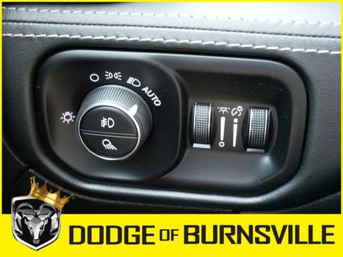 Used 2025 RAM 1500 Limited AWD/4WD image 24