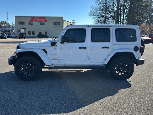 Used 2023 Jeep Wrangler Sahara w/ Cold Weather Group image 5