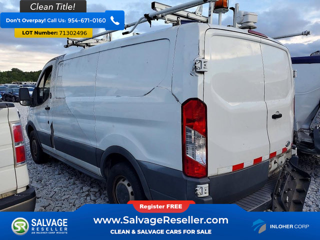 Used 2015 Ford Transit 250 130 Low Roof RWD image 3