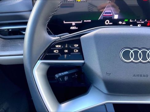 Certified 2025 Audi Q5 Premium Plus w/ Premium Plus image 23