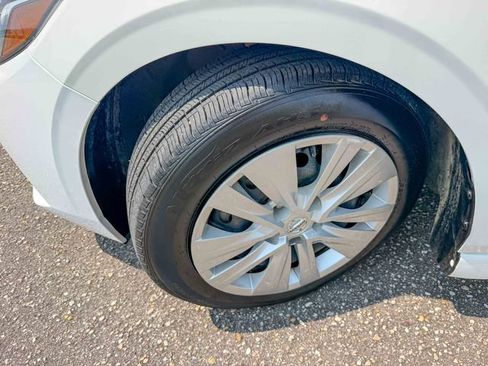 Used 2023 Nissan Sentra S FWD image 9