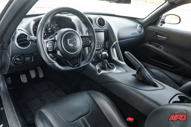 Used 2013 SRT Viper SRT-10 w/ Grand Touring Pkg RWD image 2