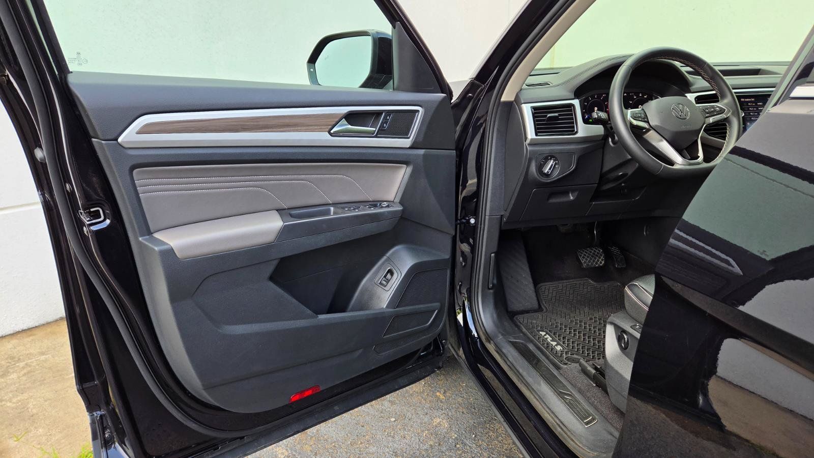 Certified 2022 Volkswagen Atlas SEL AWD/4WD image 18