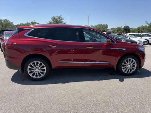 Used 2019 Buick Enclave Premium w/ Experience Buick Package AWD/4WD image 4