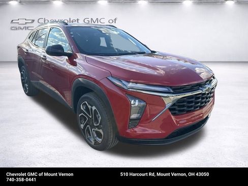 New 2026 Chevrolet Trax RS w/ Driver Confidence Package FWD image 3