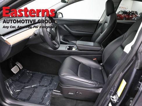 Used 2021 Tesla Model Y Performance image 14