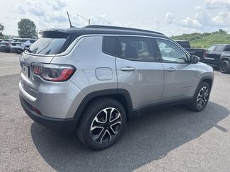 Used 2022 Jeep Compass Limited AWD/4WD video 3