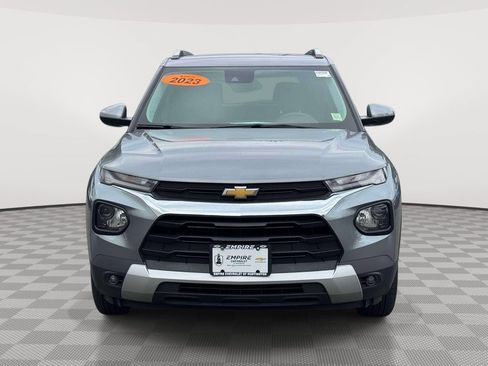 Used 2023 Chevrolet TrailBlazer LT AWD/4WD image 2