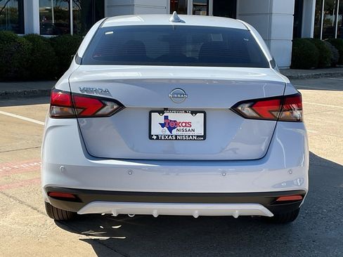 New 2025 Nissan Versa SV w/ Trunk Package image 6