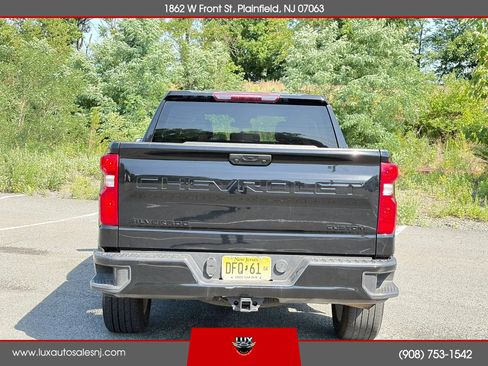 Used 2022 Chevrolet Silverado 1500 Custom RWD image 7