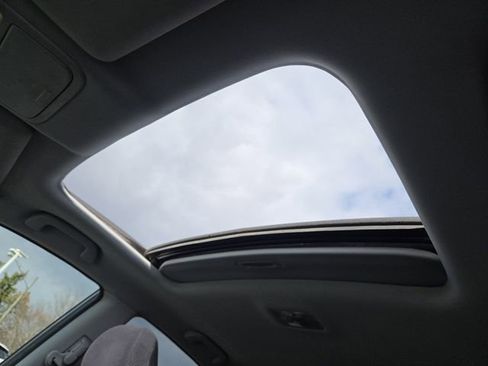 Used 2010 Honda CR-V EX image 3