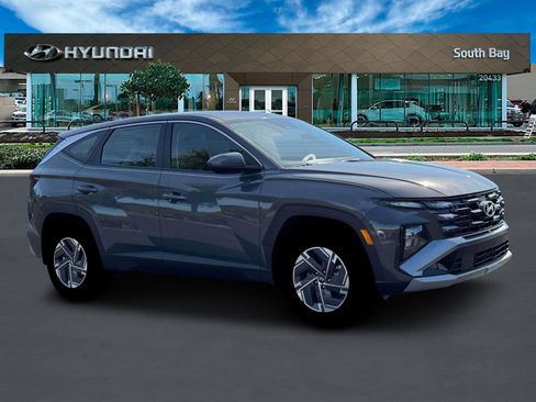 New 2026 Hyundai Tucson Blue SE image 10