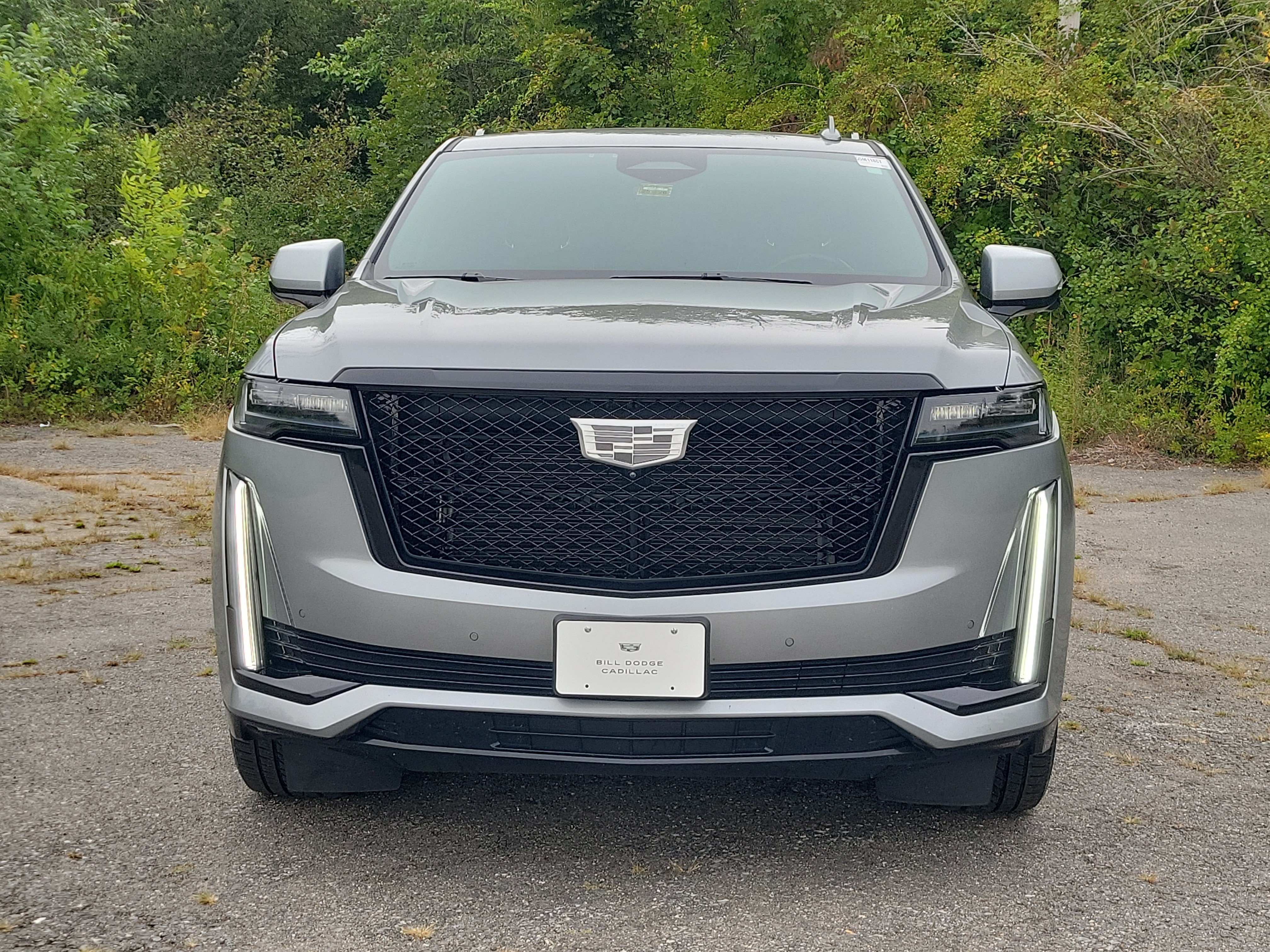 Used 2023 Cadillac Escalade Sport w/ LPO, ONYX Package AWD/4WD image 2
