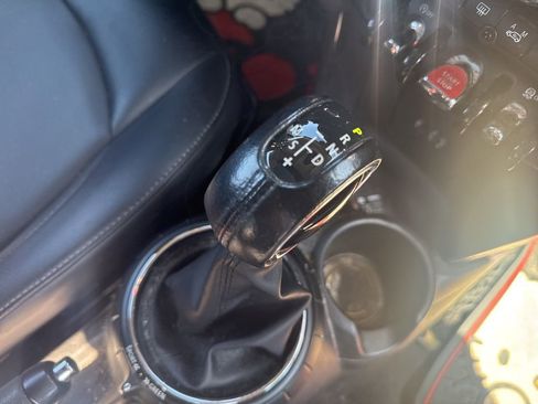 Used 2015 MINI Cooper 2-Door Hardtop image 40