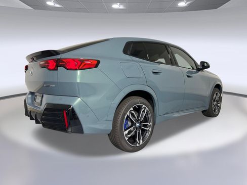 Used 2025 BMW X2 xDrive28i w/ Premium Package AWD/4WD image 9
