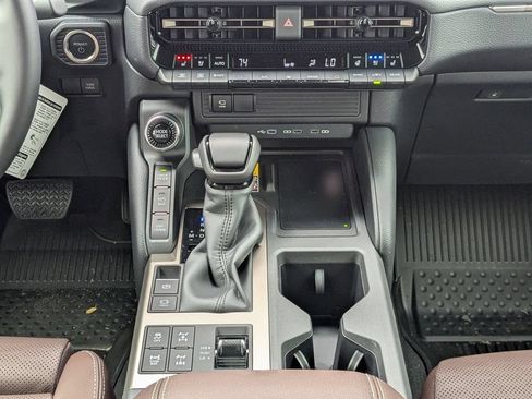 New 2026 Toyota Land Cruiser w/ Premium Package AWD/4WD image 17