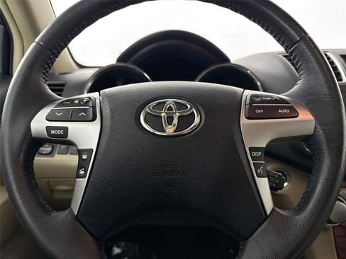 Used 2012 Toyota Highlander Limited image 16