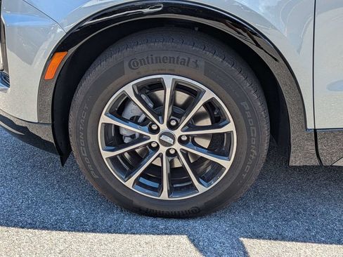 Used 2024 Cadillac XT4 Sport AWD/4WD image 12