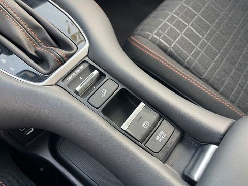 Certified 2024 Honda HR-V Sport image 13