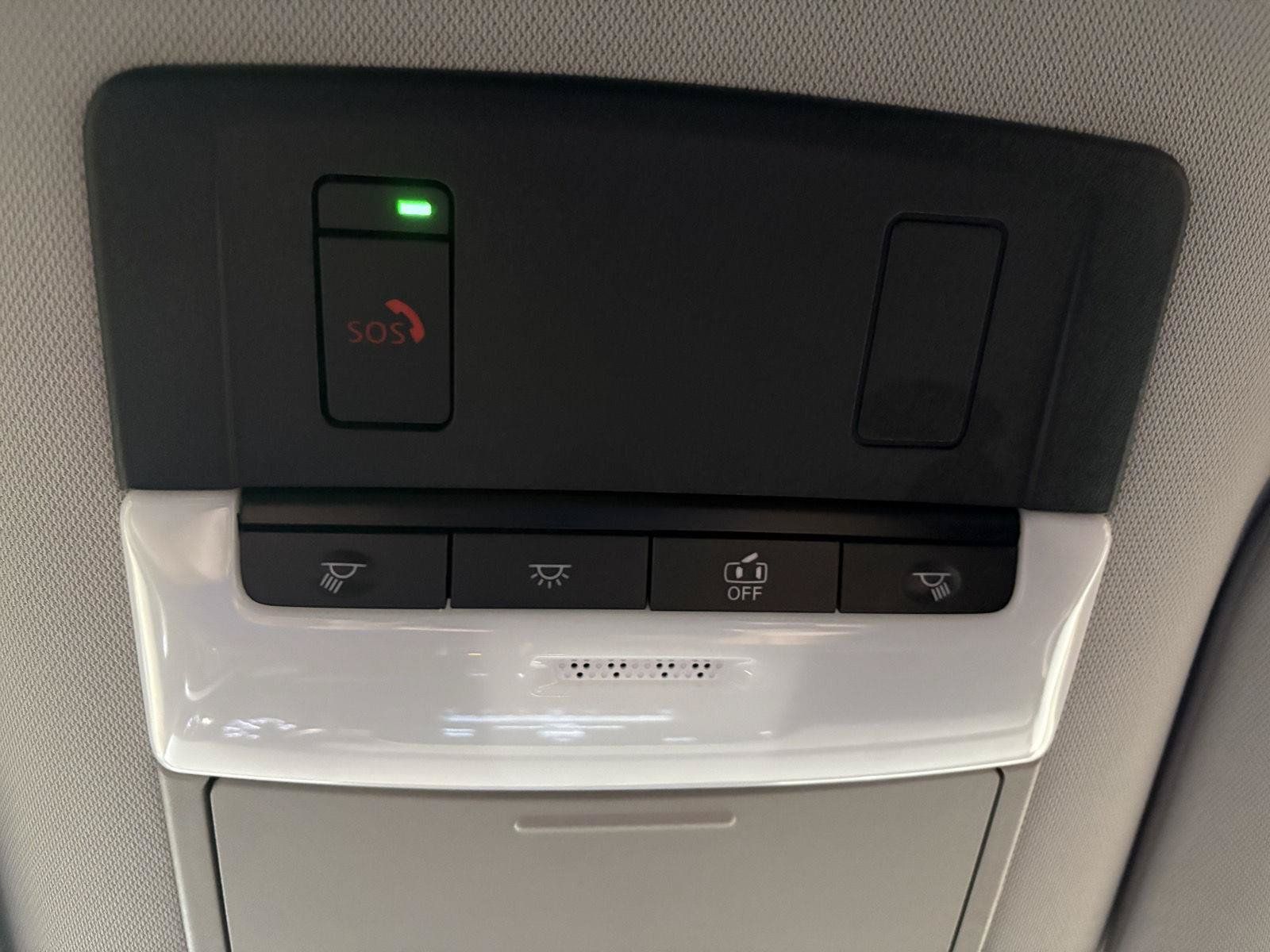 Used 2024 Nissan Pathfinder SL AWD/4WD image 28