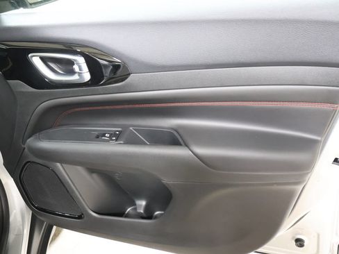 New 2026 Jeep Compass Trailhawk AWD/4WD image 18