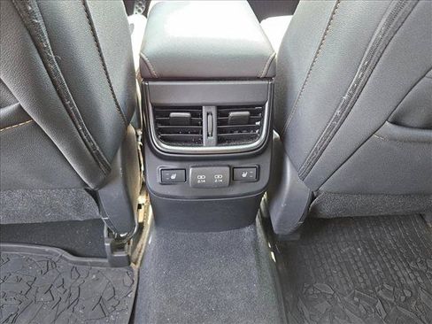 Used 2022 Subaru Outback Wilderness AWD/4WD image 17