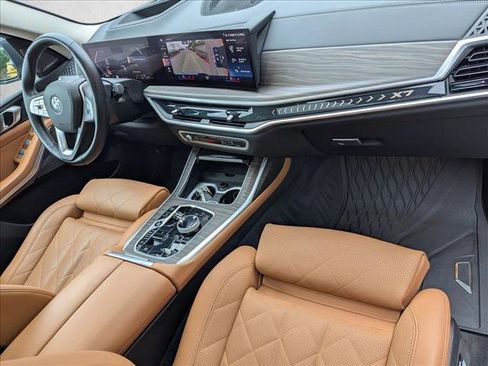 Used 2023 BMW X7 xDrive40i w/ Executive Package image 28