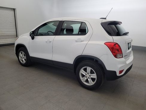 Used 2017 Chevrolet Trax LS AWD/4WD image 3