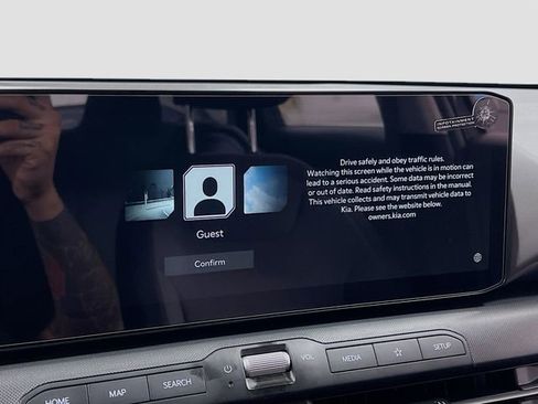 New 2025 Kia K4 LX image 14