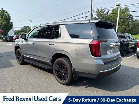 Used 2023 GMC Yukon SLT w/ SLT Luxury Package AWD/4WD image 14