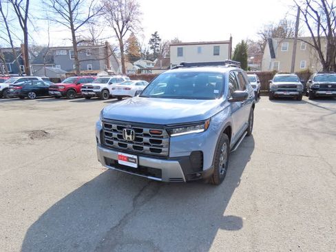 New 2026 Honda Pilot TrailSport image 1