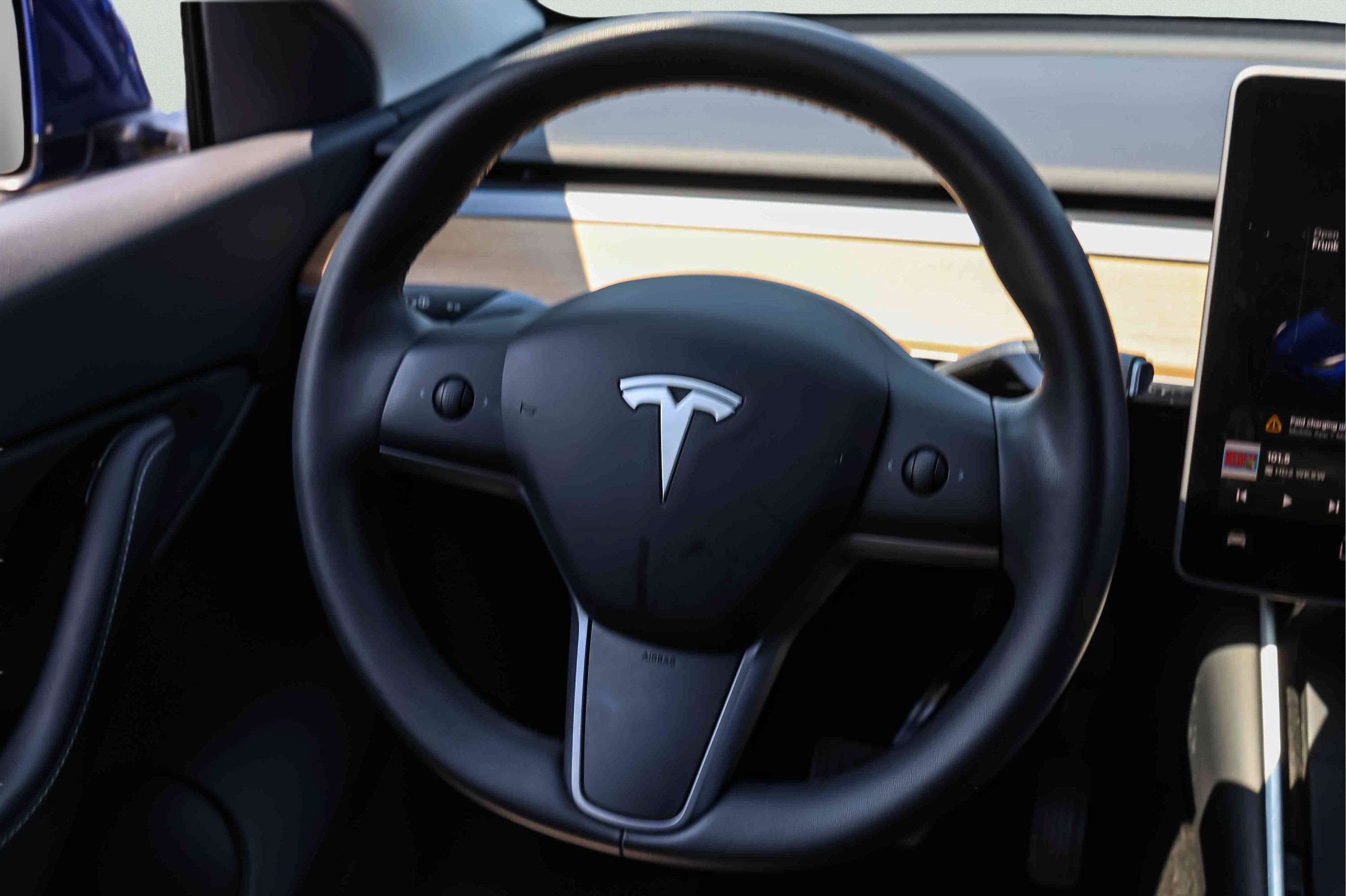 Used 2020 Tesla Model Y Long Range AWD/4WD image 12