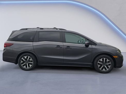 New 2026 Honda Odyssey EX-L image 7