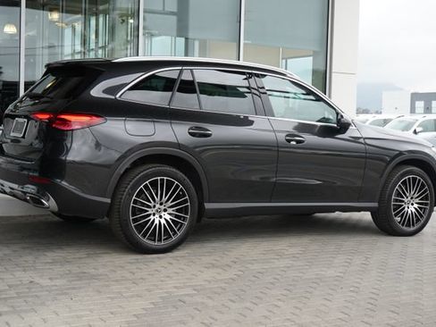 Used 2026 Mercedes-Benz GLC 300 image 9