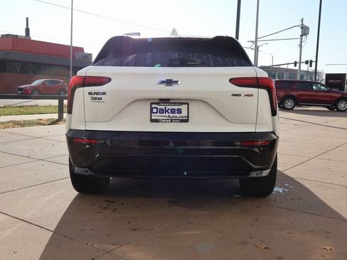Used 2024 Chevrolet Blazer EV RS image 7