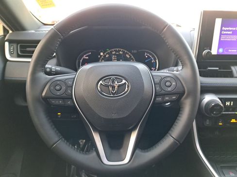Used 2023 Toyota RAV4 SE w/ Convenience Package image 19