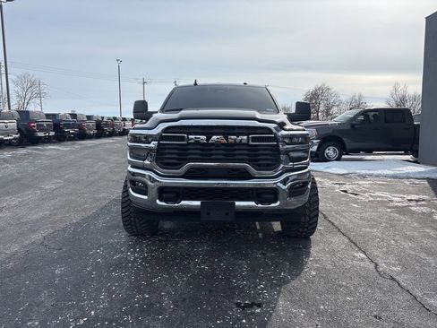 Used 2025 RAM 3500 Tradesman w/ Chrome Appearance Group image 3