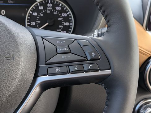 New 2025 Nissan Sentra SV w/ SV Premium Package image 17