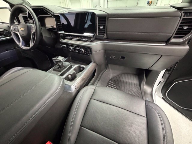 Certified 2023 Chevrolet Silverado 1500 LTZ AWD/4WD image 28