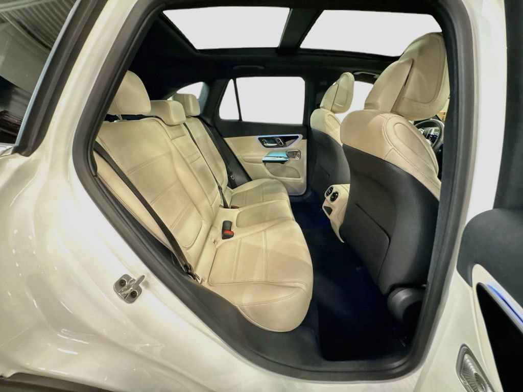 Certified 2026 Mercedes-Benz GLC 300 4MATIC image 33