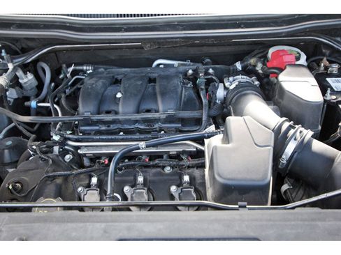 Used 2018 Ford Explorer Limited image 33