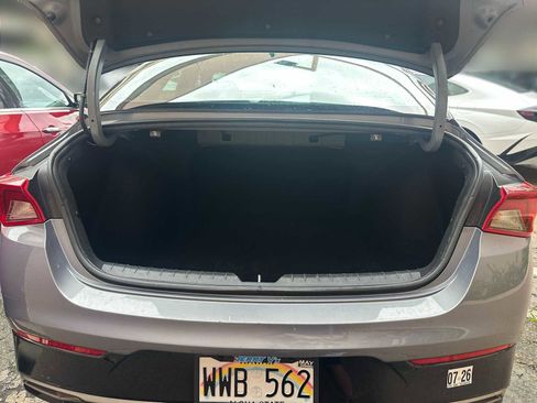 Used 2023 Kia K5 LXS image 11