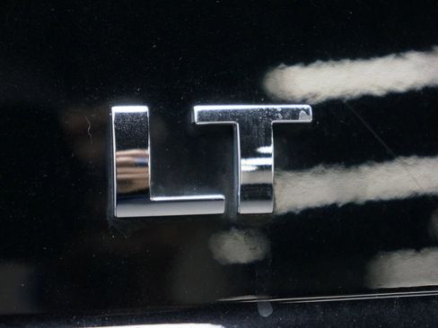 Used 2019 Chevrolet Tahoe LT image 7